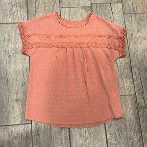 NWOT Size Medium Dusty Rose dressy top with lace detail